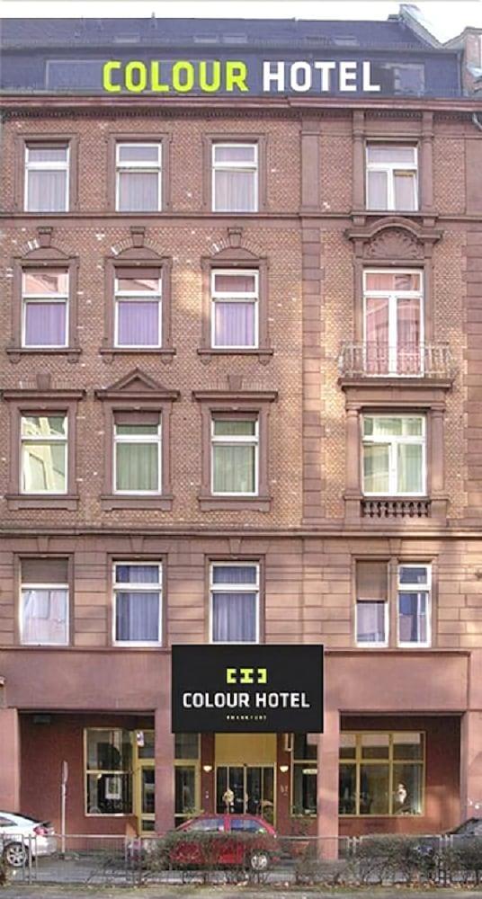 Colour Hotel Франкфурт на Майн Екстериор снимка